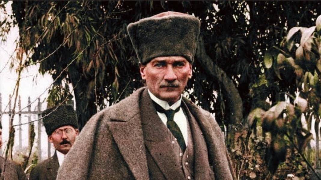 29 Ekim Cumhuriyet Bayramımız kutlu olsun! İşte Cumhuriyetimizin kurucusu Gazi Mustafa Kemal ATATÜRK'ün fotoğrafları...5