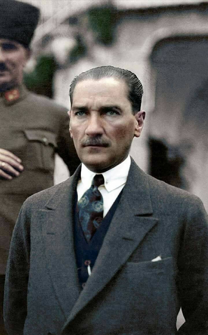 Ulu Önder'imiz Atatürk'ün portreleri2