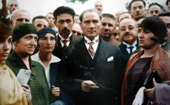 Ulu Önder'in renklendirilmiş fotoğrafları2
