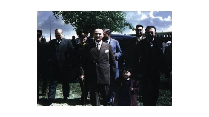 Ulu Önder'in renkli fotoğrafları!