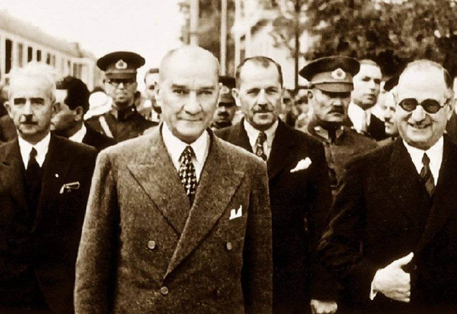 Atatürk'ün siyah-beyaz fotoğrafları1
