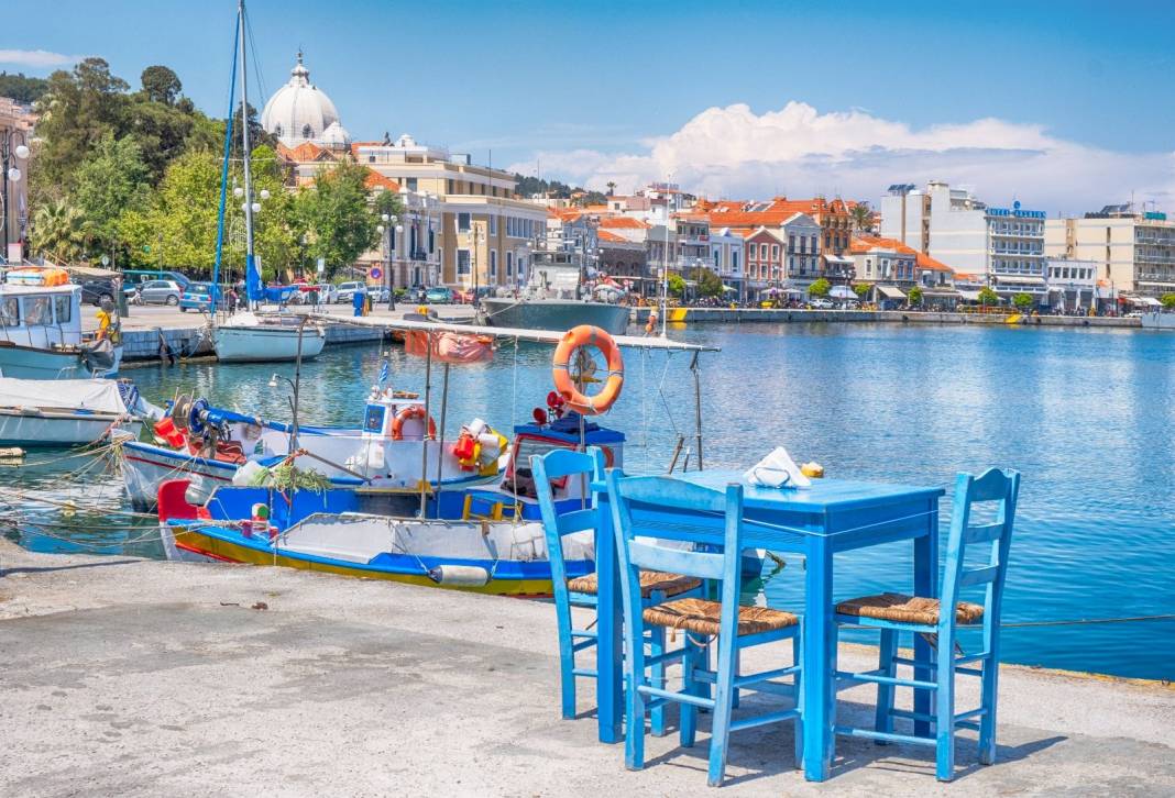 Vizesiz Gidebileceğiniz 10 Yunan Adasının Listesi2