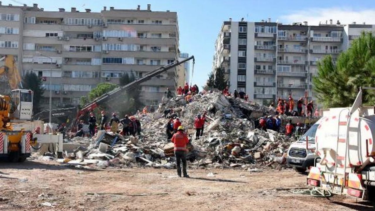 İzmir depreminde 30 kişinin yaşamını yitirdiği Emrah Apartmanı için iddianame