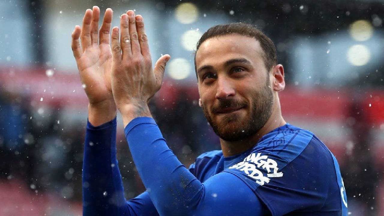 Cenk Tosun Beşiktaş'a geri dönüyor