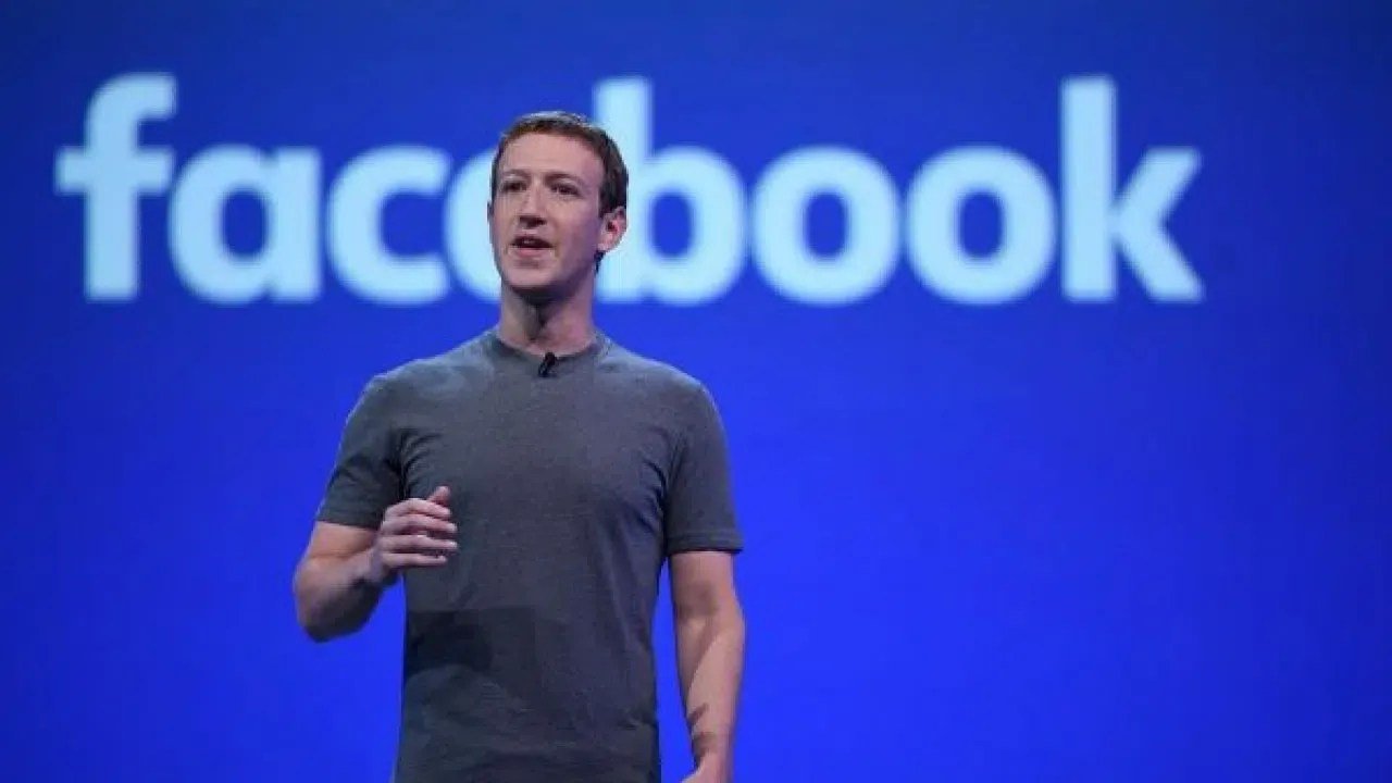 Facebook tarihi çöküşün nedenini açıkladı