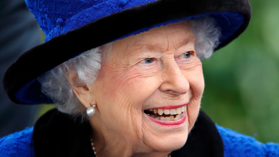 After a brief hospitalization Queen Elizabeth has returned to Windsor