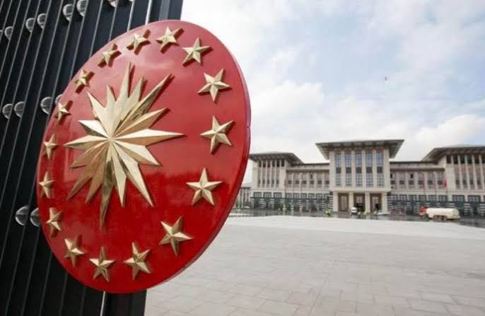 Cumhurbaşkanlığı’ndan 10 büyükelçi açıklaması: Türkiye Cumhuriyeti insan haklarına saygılı bir devlettir