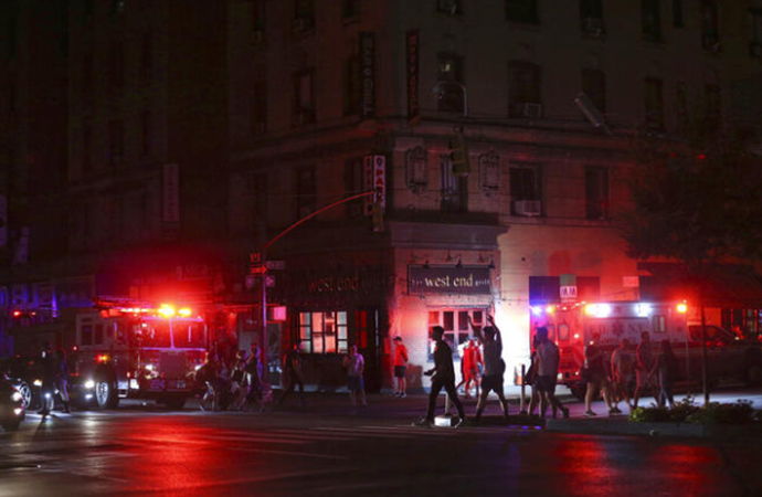 ABD’nin kalbi New York karanlığa gömüldü!