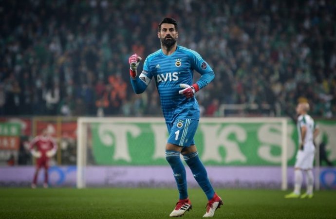 Fenerbahçe’de Volkan Demirel belirsizliği