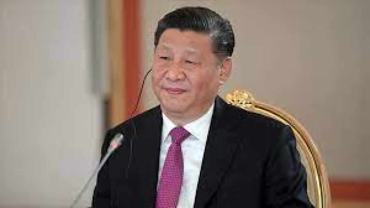 Çin’de Devlet Başkanı Şi’ye “Mao” Statüsü