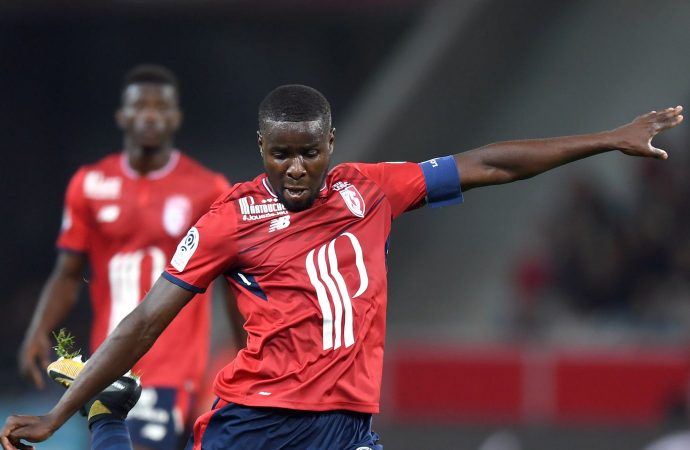 Fenerbahçe’ye Sevilla’dan ön libero