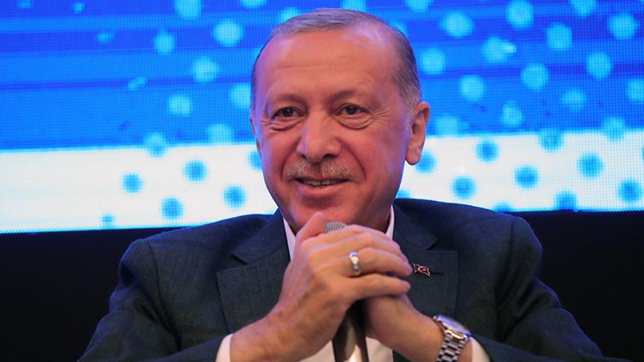 Karar yazarı İbrahim Kiras: Bozuntuya vermeme stratejisi, ekonominin kitabını yazmak