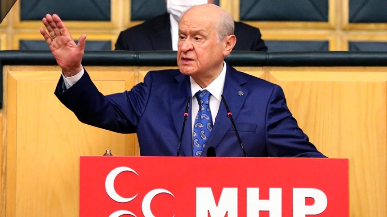 AK Parti kurucusundan Bahçeli'ye 'yüzde 50+1' isyanı