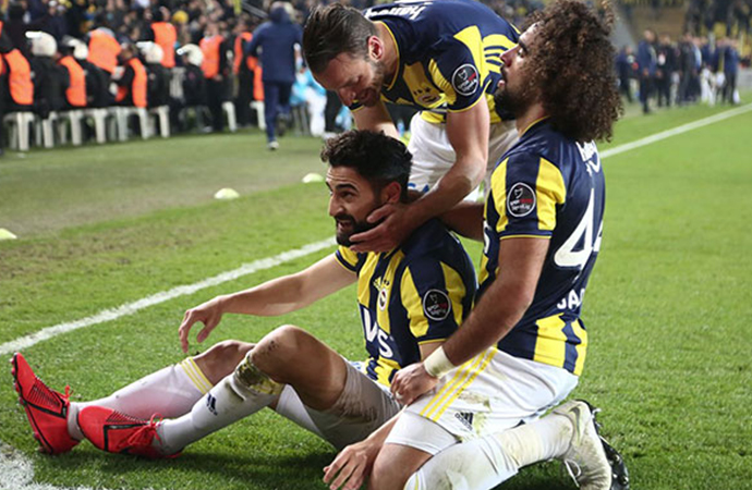 Fenerbahçe geriden gelerek kazandı