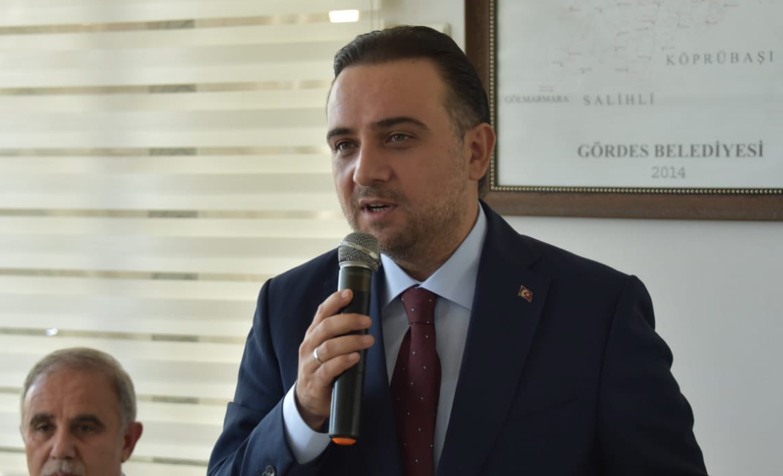 AKP’li Murat Baybatur: 250-300 liraya dolan torba, artık 600-700 liraya dolmuyor