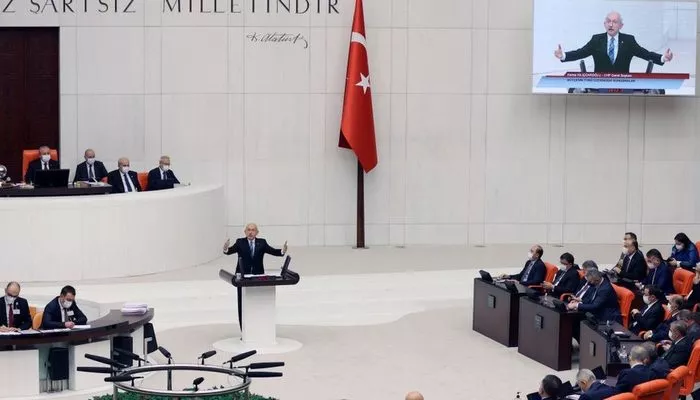 TBMM Genel Kurulu'ndaki bütçe görüşmelerinin ilk gününde neler yaşandı?