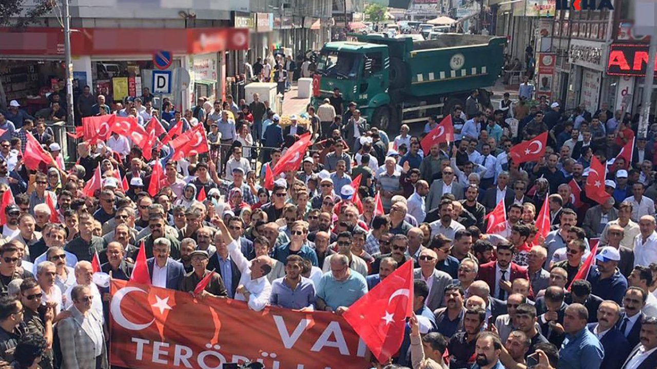 5 YILDIR SÜREN YASAK: Van'daki toplantı ve gösteri yasağı Anayasa Mahkemesine taşındı