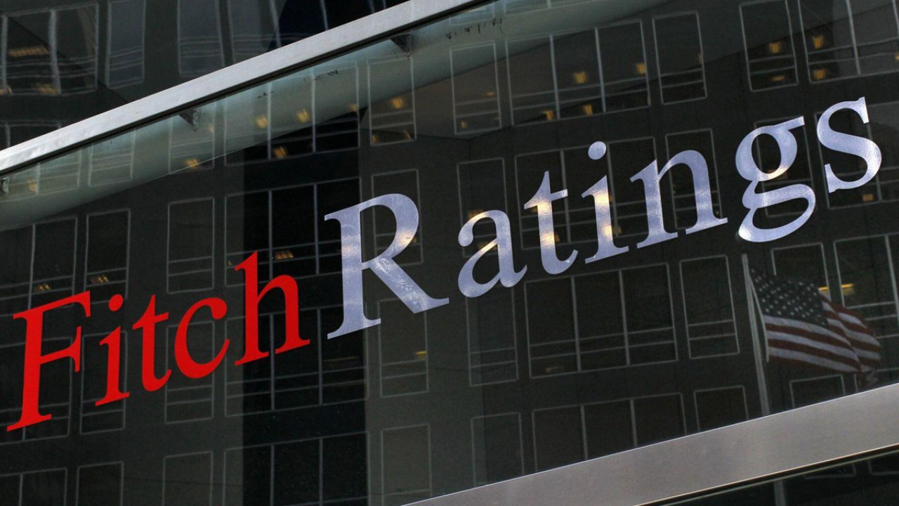 Fitch'den 13 Türk bankası için kritik karar