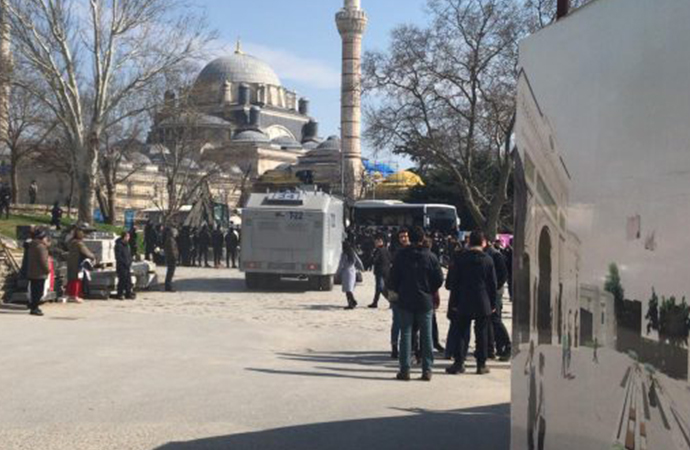 Önder Babat'ı anmak isteyen öğrencilere polis saldırısı: 17 öğrenci gözaltına alındı