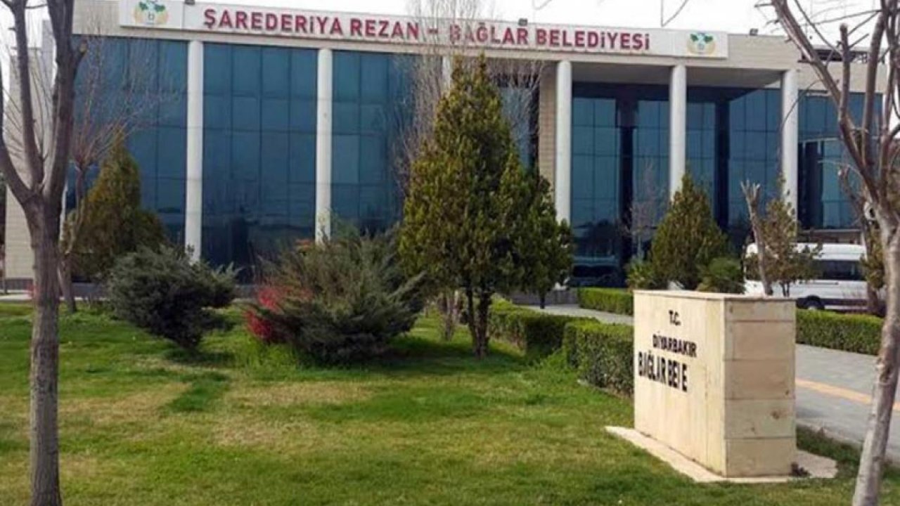 Sözcü yazarı Saygı Öztürk: Buyurun size Bağlar Belediyesi'ndeki torpil listesi