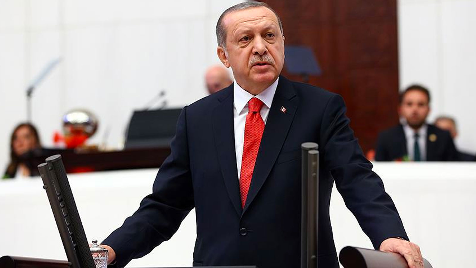 Erdoğan: Bazen öfkeleniyorsak sebebi sevdamızdır