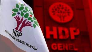 İstanbul’da HDP binasına silahlı saldırı!