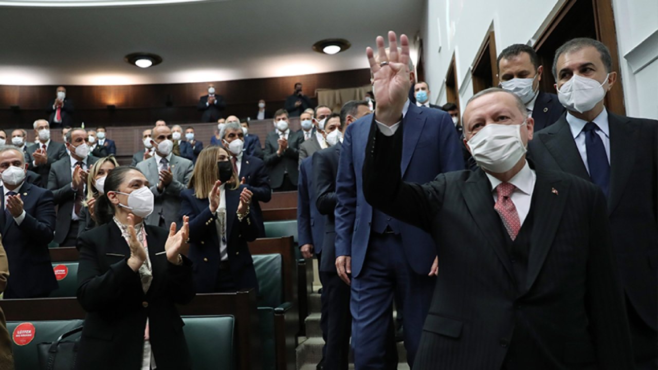 HaberTürk yazarı Kübra Par: Enflasyonu düşüremezlerse AK Parti'nin şu anki moral üstünlüğü bir yalancı bahar g