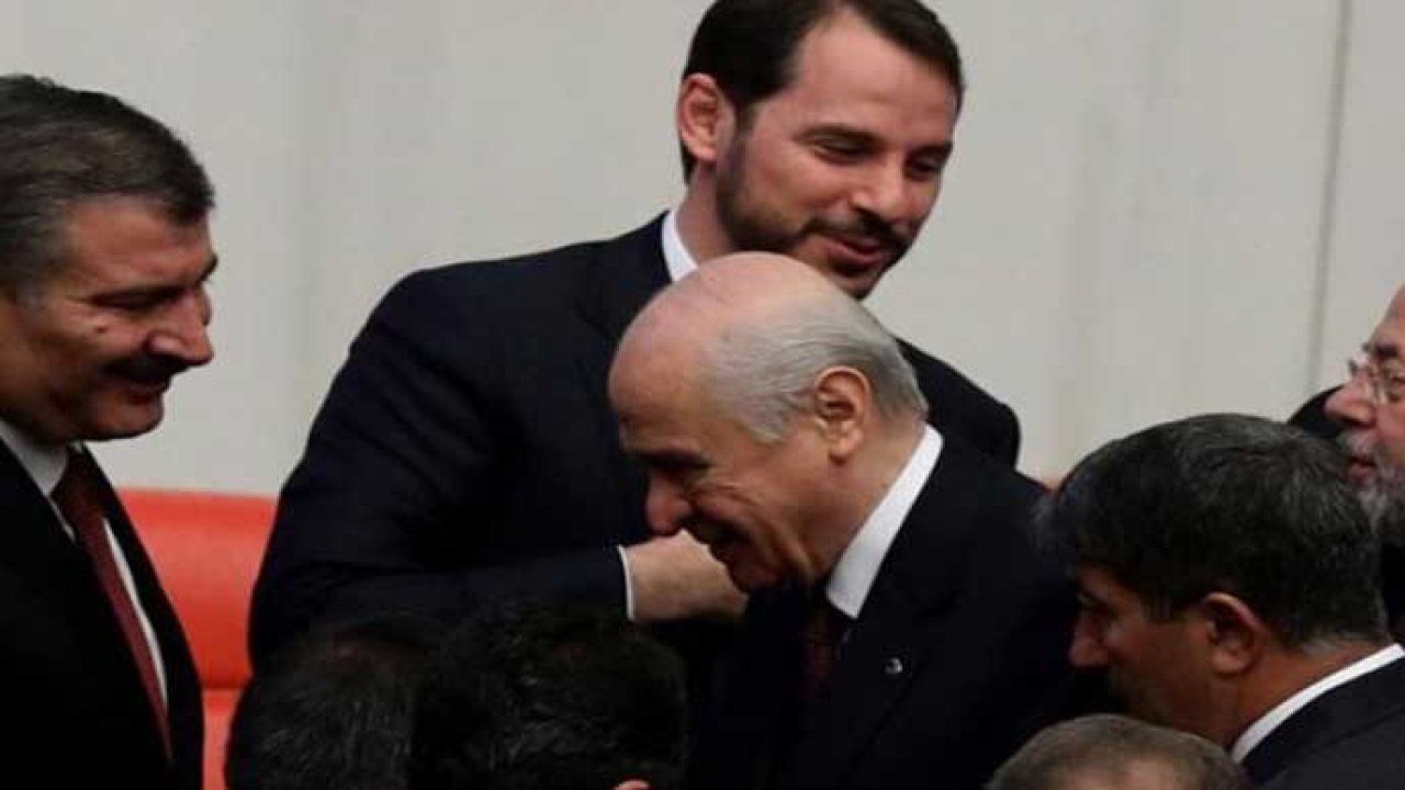 Bahçeli, Berat Albayrak’ın ipini çekti