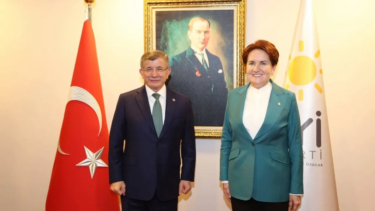 Davutoğlu ve Akşener bir araya geldi