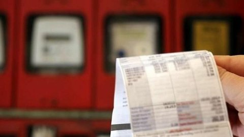 Kademeli zammın ilk elektrik faturaları geldi; Vatandaşın 'cebi' yandı