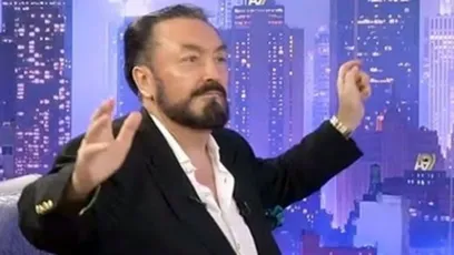 'Adnan Oktar yüzünden İstanbul'un duvarları çöküyor' diyen iki kişiye ikişer yıl hapis istemi