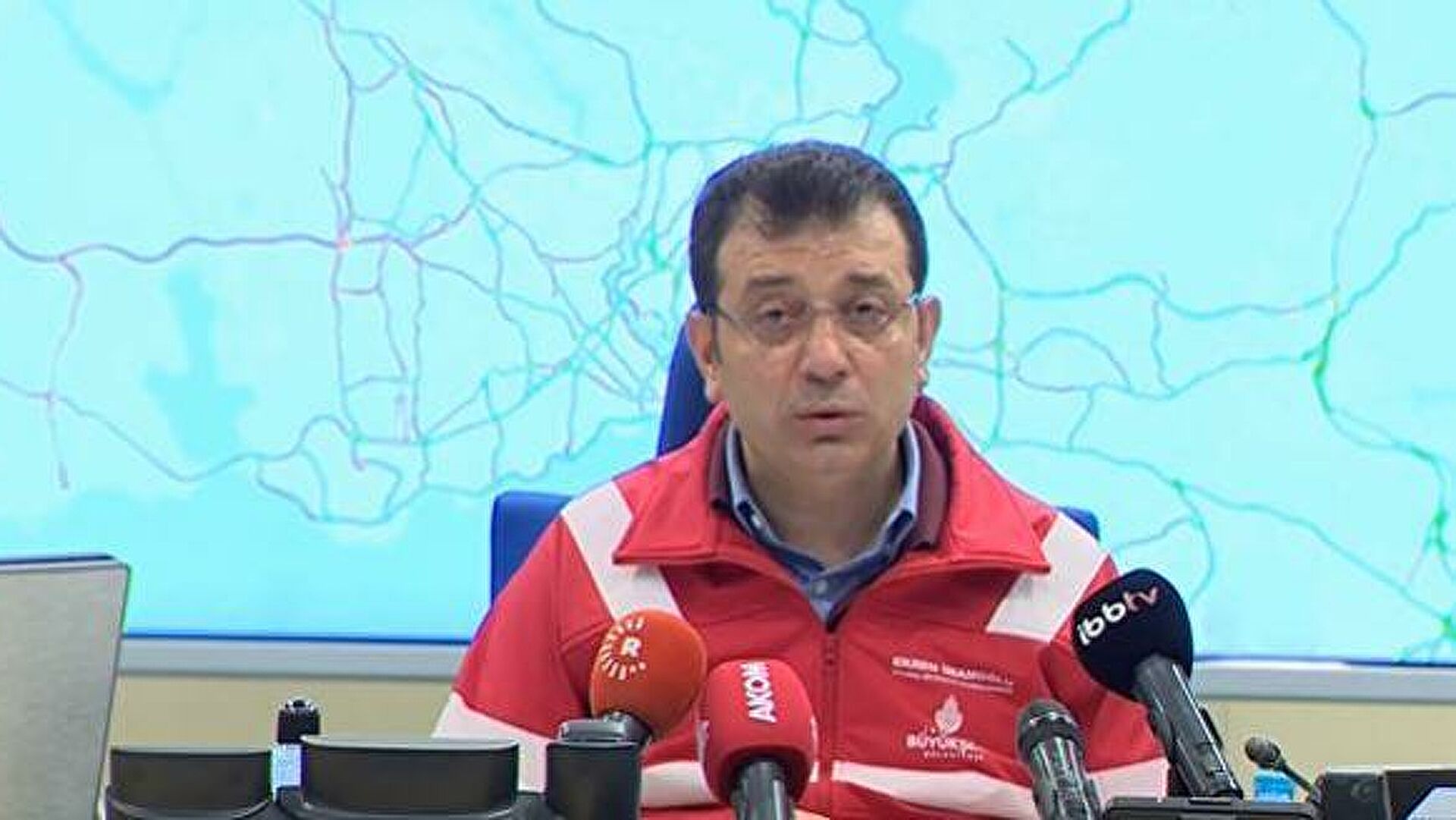 İmamoğlu: Kar yağışının saat 18.00'den sonra devam etme ihtimali yüksek