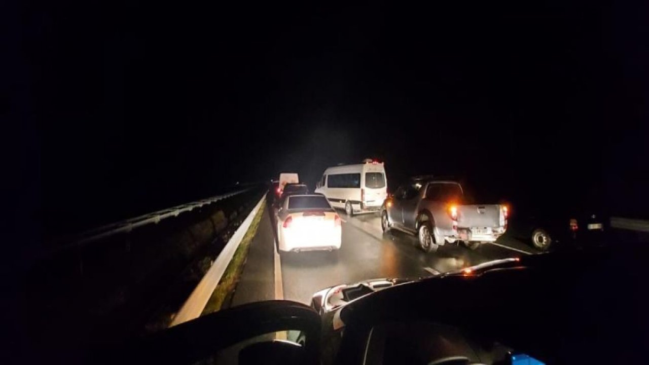 Karadeniz Sahil yolu çift yönlü trafiğe kapatıldı