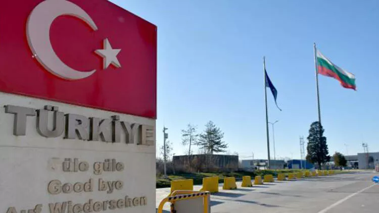 Türkiye'den Bulgaristan'a girişte istenen PCR şartı kalkıyor