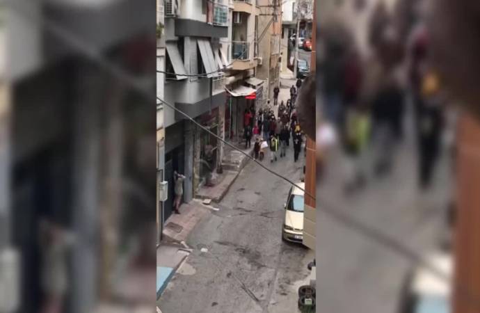 İzmir’de elektrik zamları protesto edildi