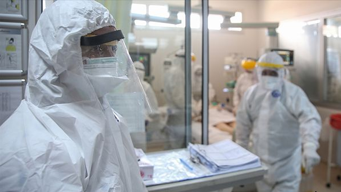 Türkiye'de Koronavirüs | 221 kişi daha hayatını kaybetti, 98 bin 715 yeni vaka tespit edildi