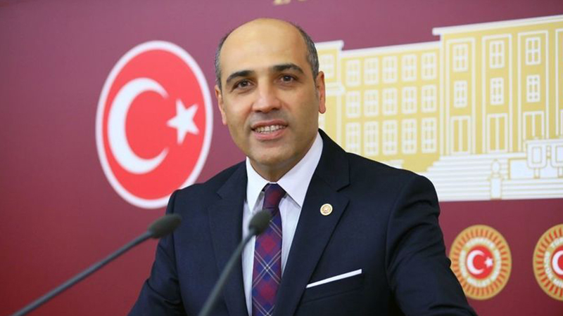 CHP’li Fikret Şahin: Hekimler açlık sınırında