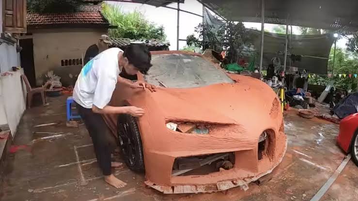 Vietnamlı YouTuber'lar, kil çamurundan Bugatti yaptı