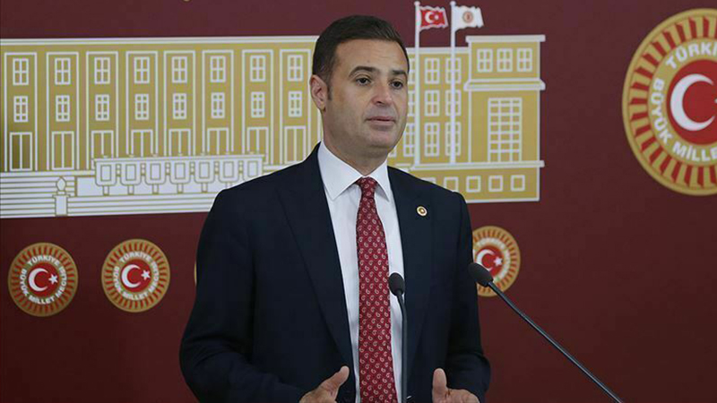 CHP'li Akın'dan Bakan Dönmez'e: Asıl provokasyon elektriğe yüzde 127 oranında fahiş zam yapmaktır