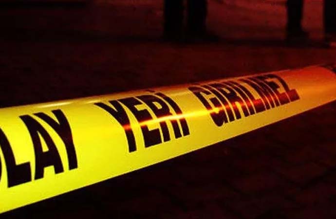 Su isteme bahanesiyle eve girip, 15 bin lira için boğazını kesti