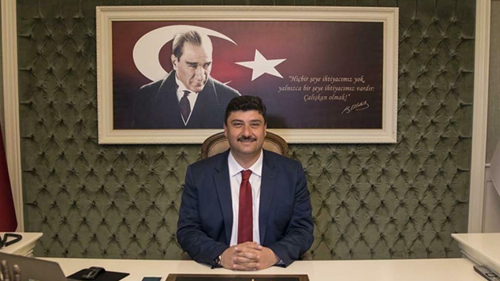 AKP’li Belediye Başkanı: Bu çatı altında Cumhurbaşkanımızın aleyhinde konuşan olursa defolsun gitsin