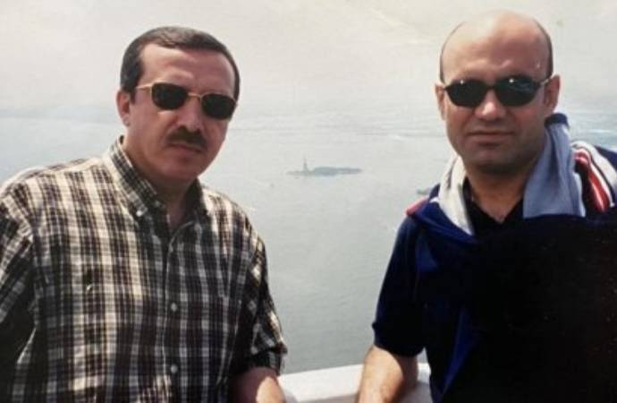 Erdoğan’ın eski yol arkadaşından peş peşe paylaşımlar