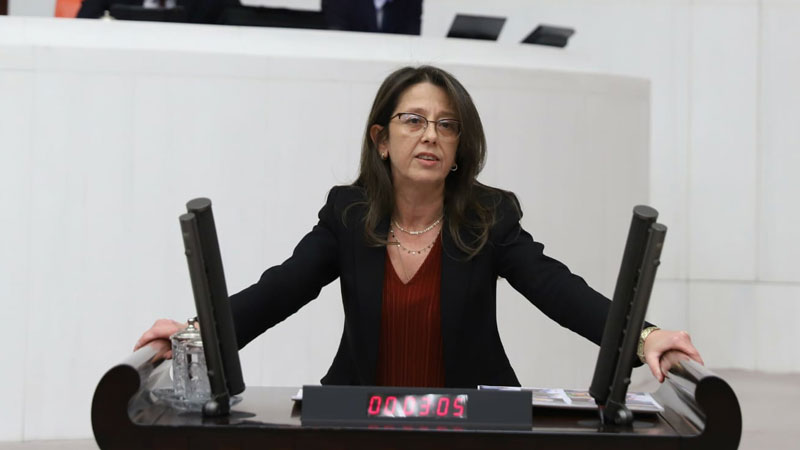 HDP'li Ersoy: 6. yargı paketindeki nafaka hakkını süreye bağlayan, boşanmalarda arabuluculuğu yasallaştıran dü