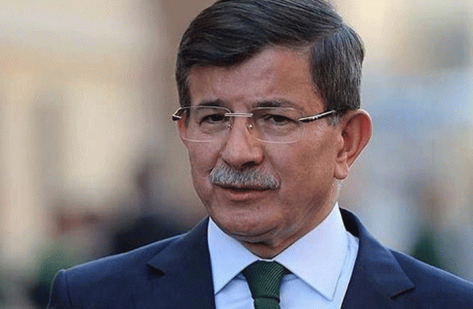 ‘Davutoğlu yeni parti kurmaktan vazgeçebilir’
