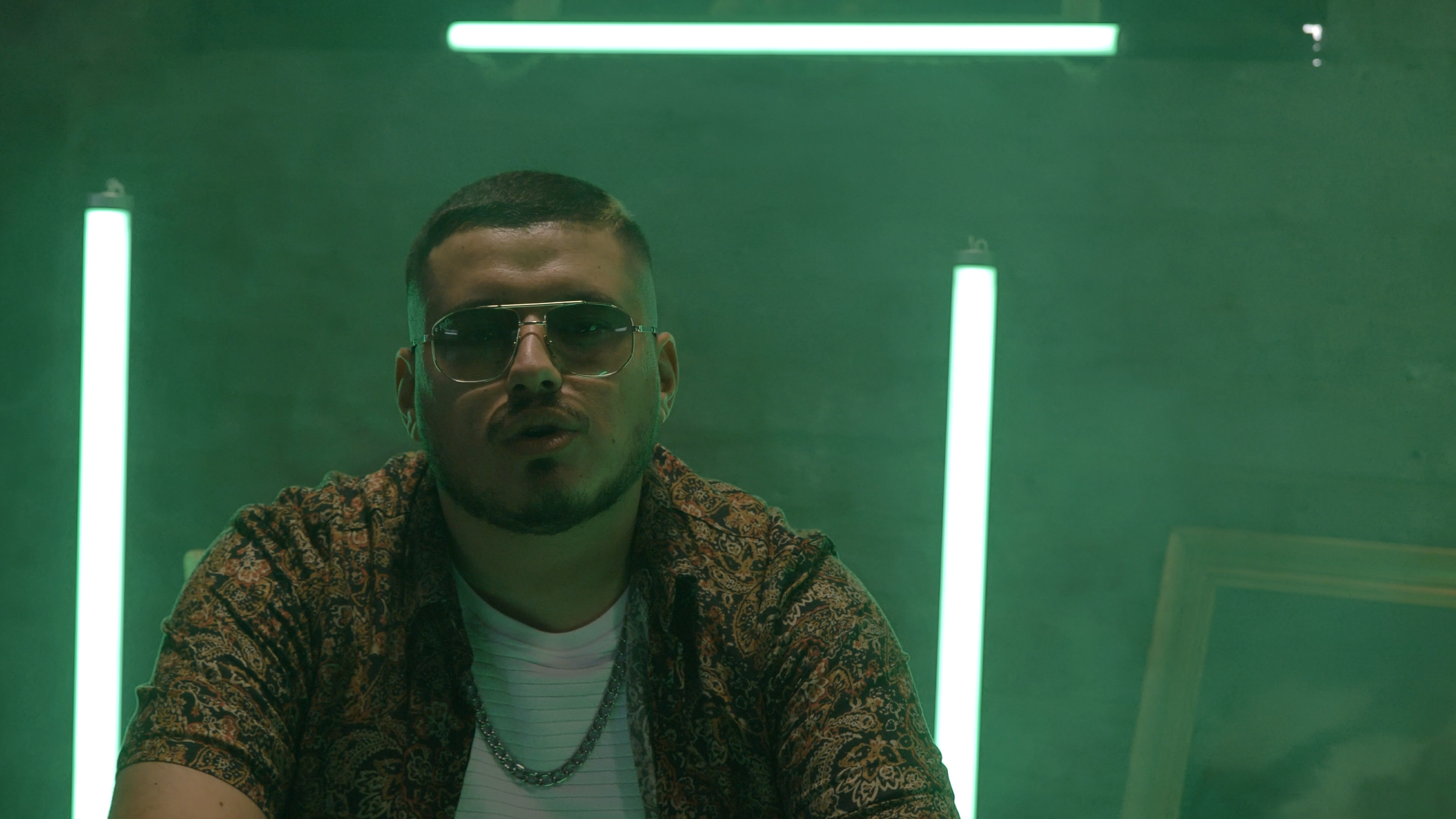 Ofsob’a yeni single ‘Bu Gece’ de Mvnus Eşlik Etti