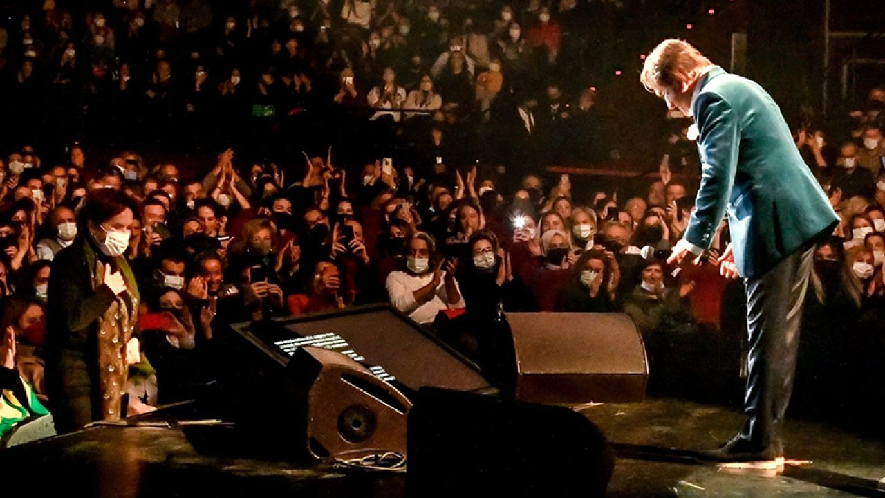 Meral Akşener Erol Evgin'in konserine katıldı: Bu akşam mangal yürekli bir hanımefendi de var aramızda