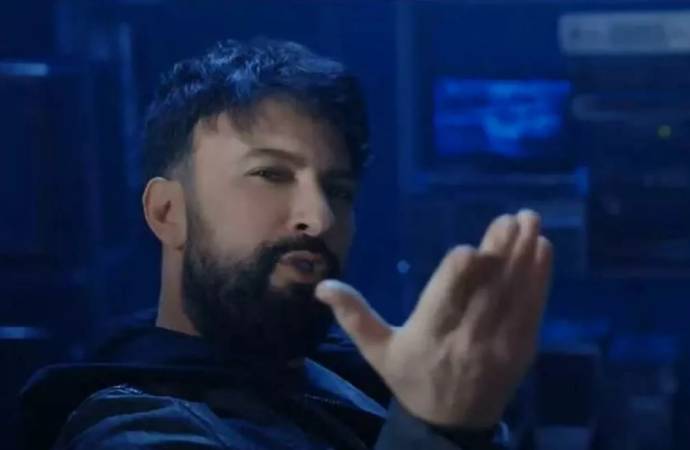 Eski Emniyet İstihbarat Daire Başkanı ve Yeni Şafak yazarı Orakoğlu: Tarkan'ın 'Geççek' şarkısı istihbarat bir