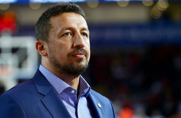 Hidayet Türkoğlu: Hakemleriniz takımımın altın madalyasını çaldı!