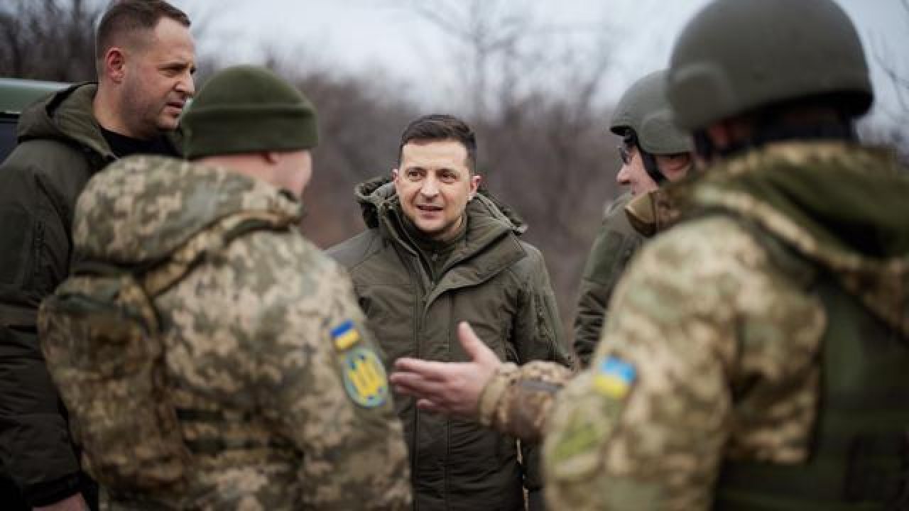 Zelenskiy: Ukrayna ordusu silah bırakmayacak
