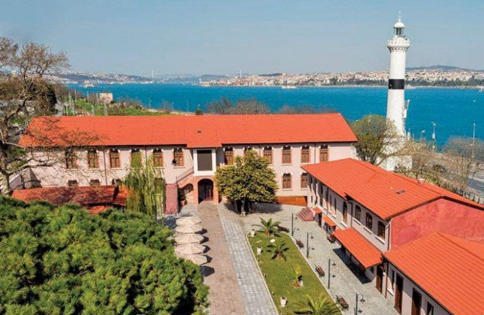 Belediyeye ait iki tarihi bina daha Medipol’ün